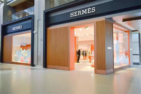 hermes los angeles airport